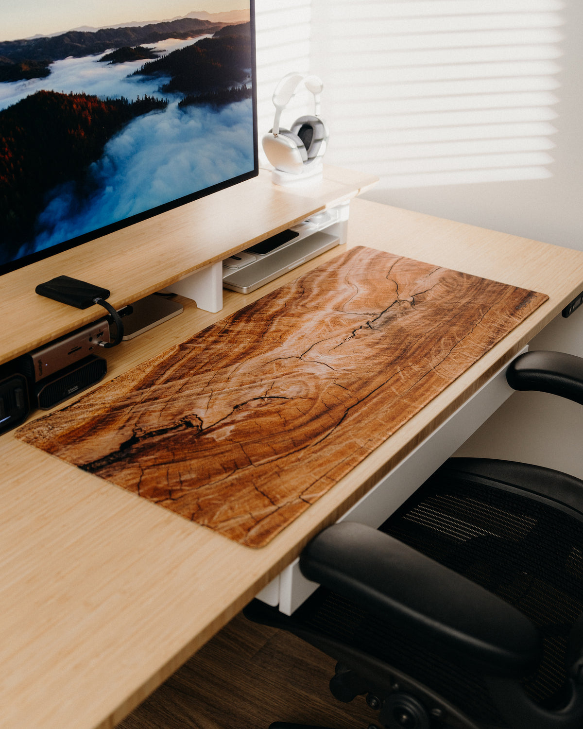 Walnut (Desk Pad)